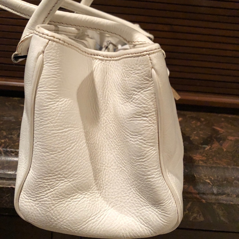 Handbag - Picture 5 of 8